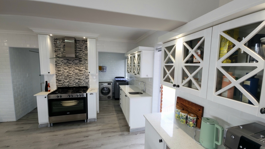 3 Bedroom Property for Sale in Monte Christo Western Cape